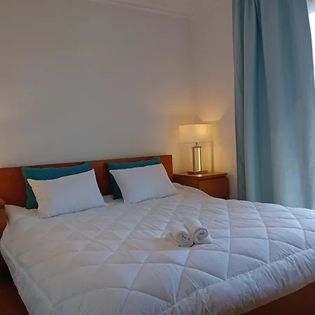 Blue - Metro At Your Door * Lisboa