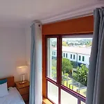 Blue - Metro At Your Door Апартаменти