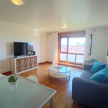 Blue - Metro At Your Door リスボン